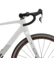 Era White/Buff Beige